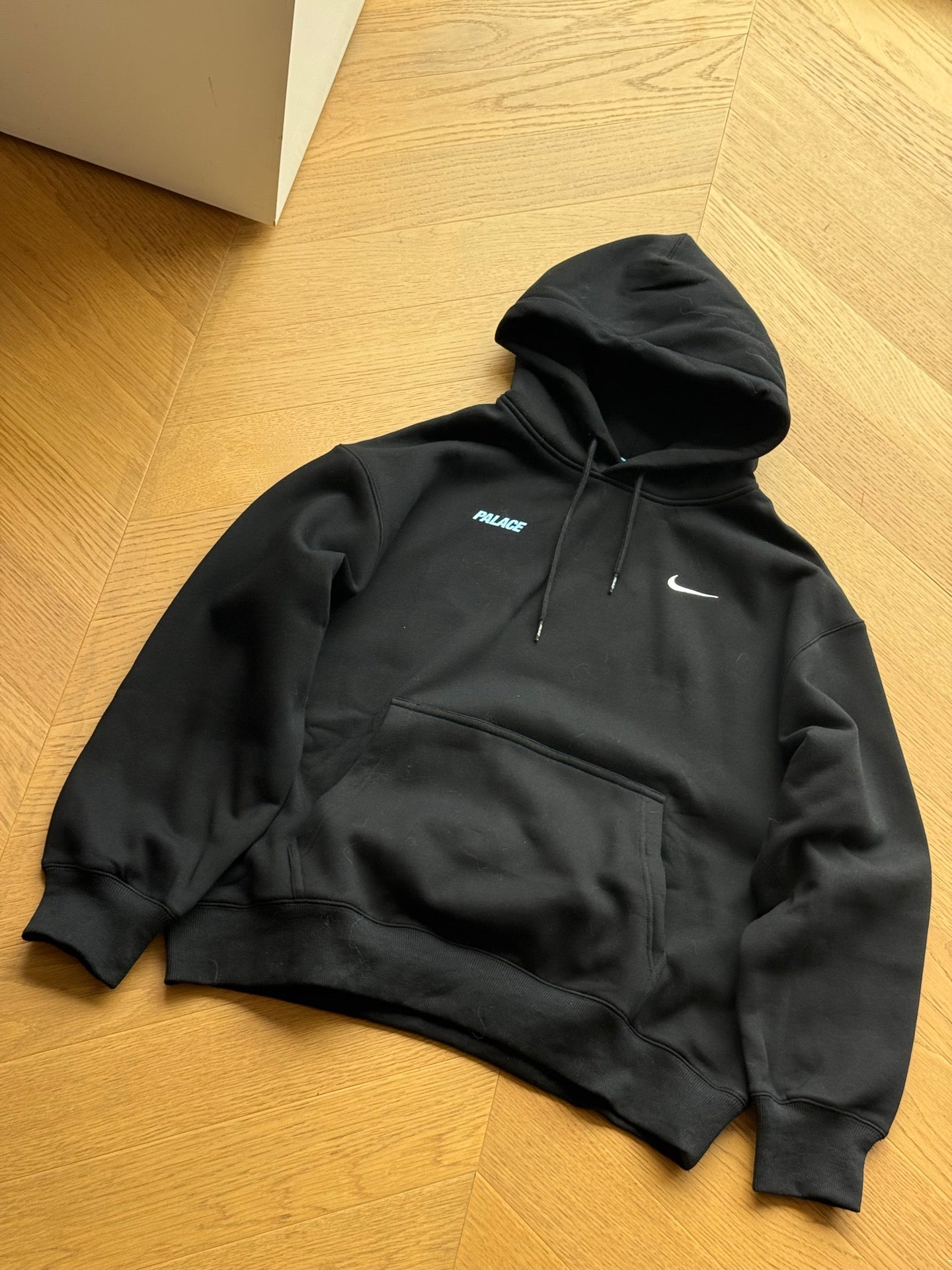 NIKE PALACE HOODIE
