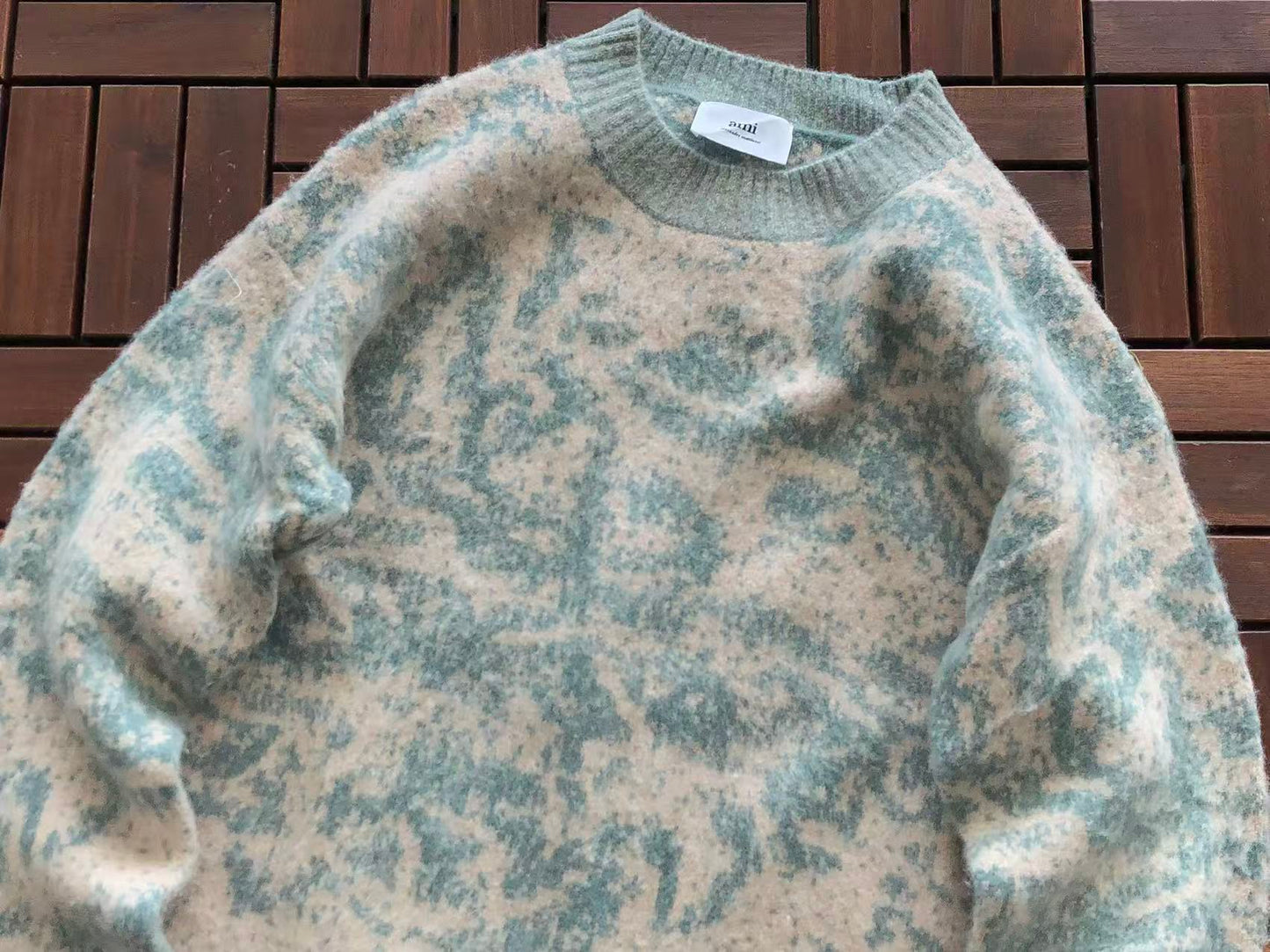 AMI SWEATER