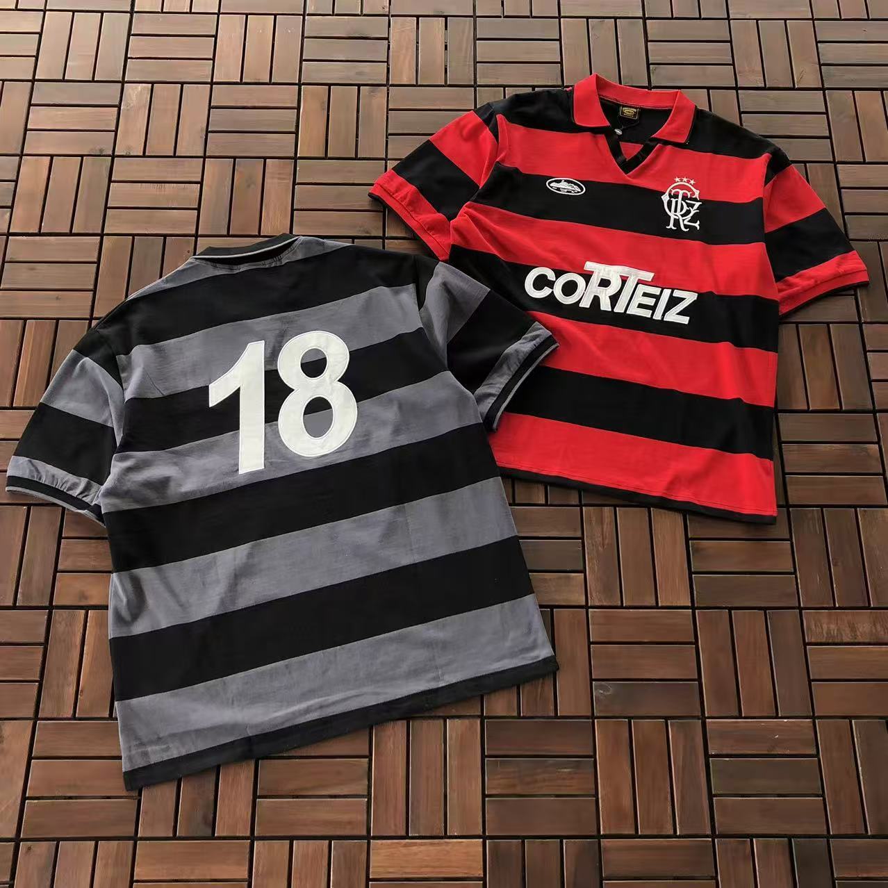 CORTEIZ MENGÁO STRIPED FOOTBALL JERSEY