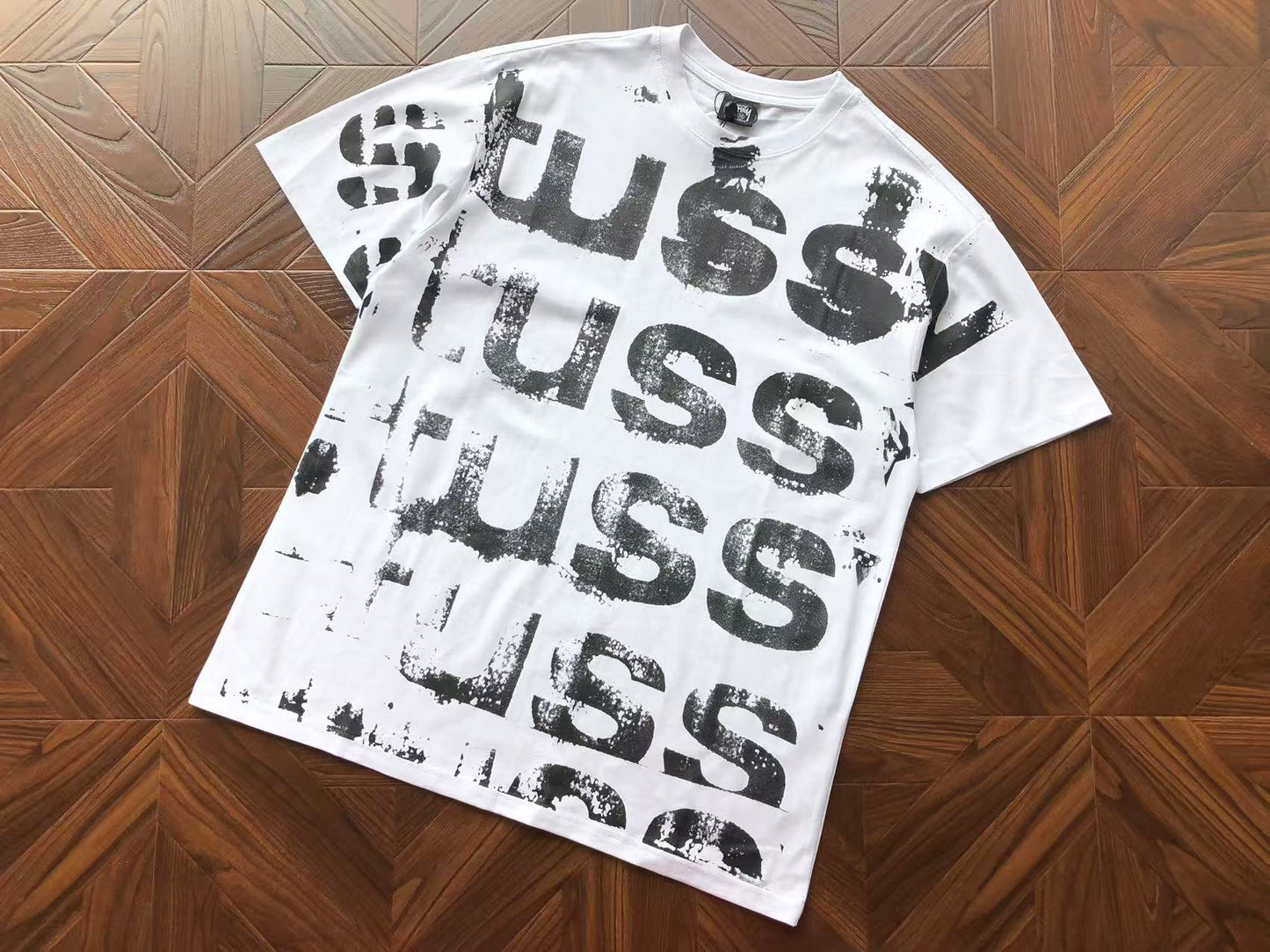 STUSSY STAMP T-SHIRT