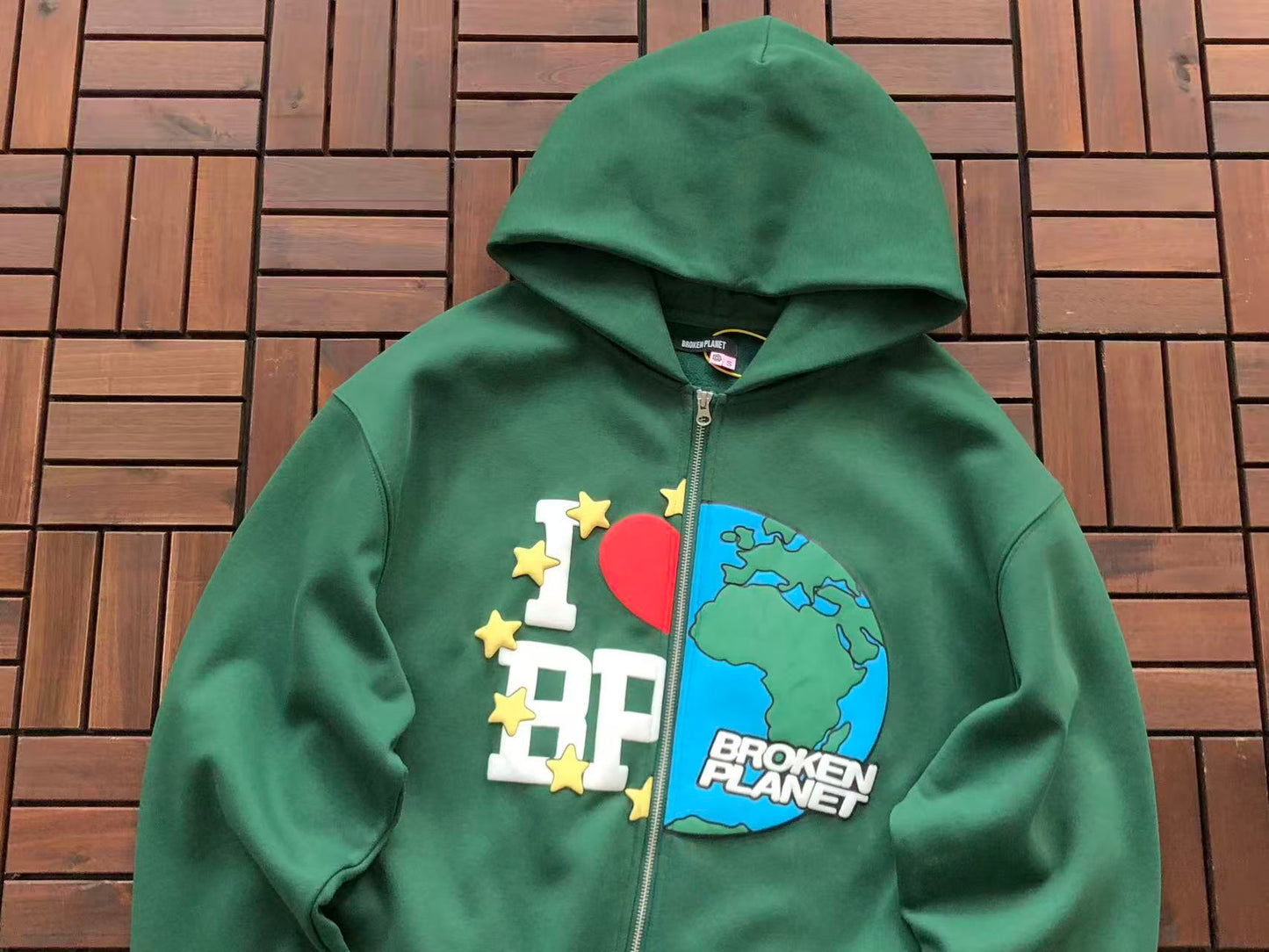 BROKEN PLANETS ZIPPED HOODIE