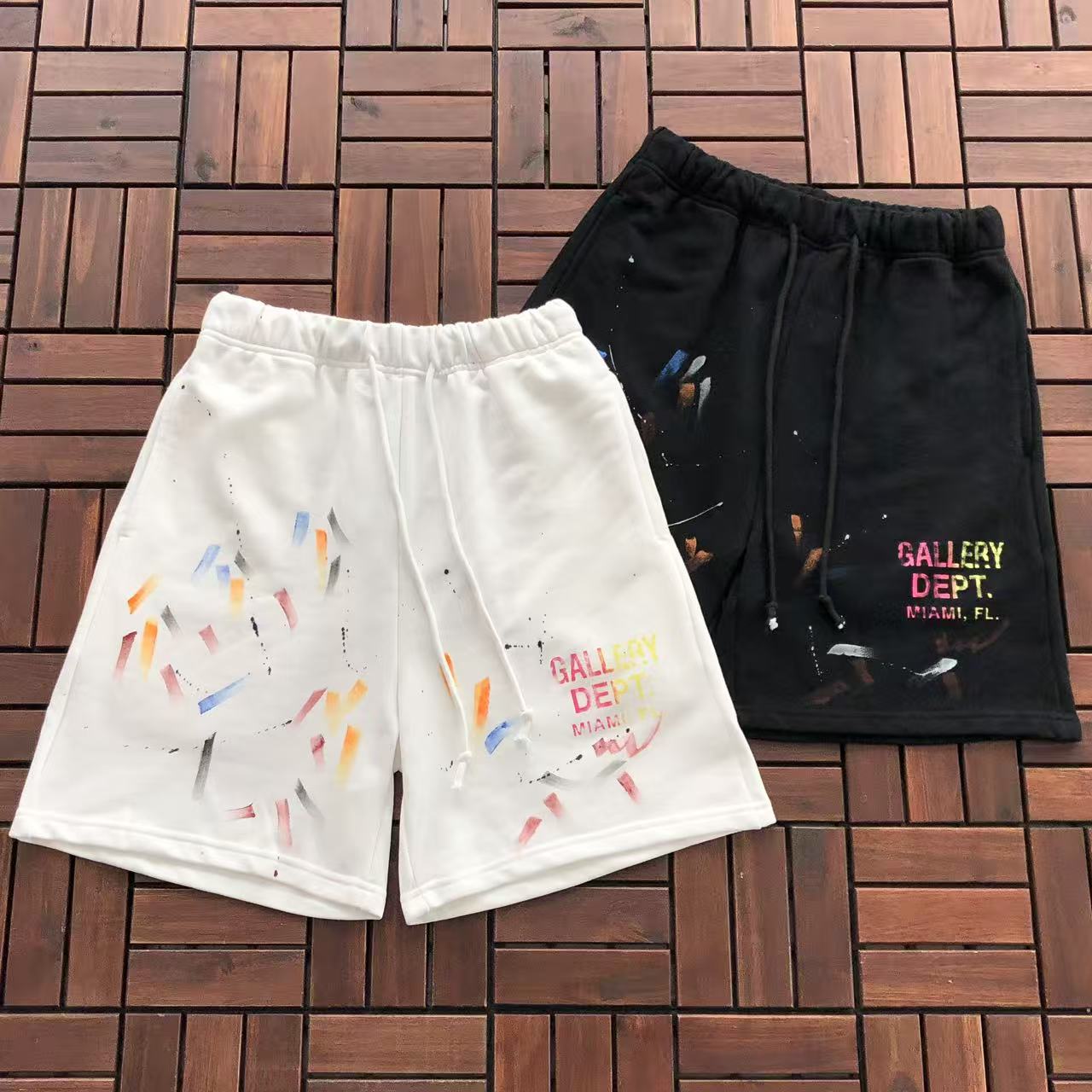 GALLERY DEPT SPLATTERED PAINT SHORTS