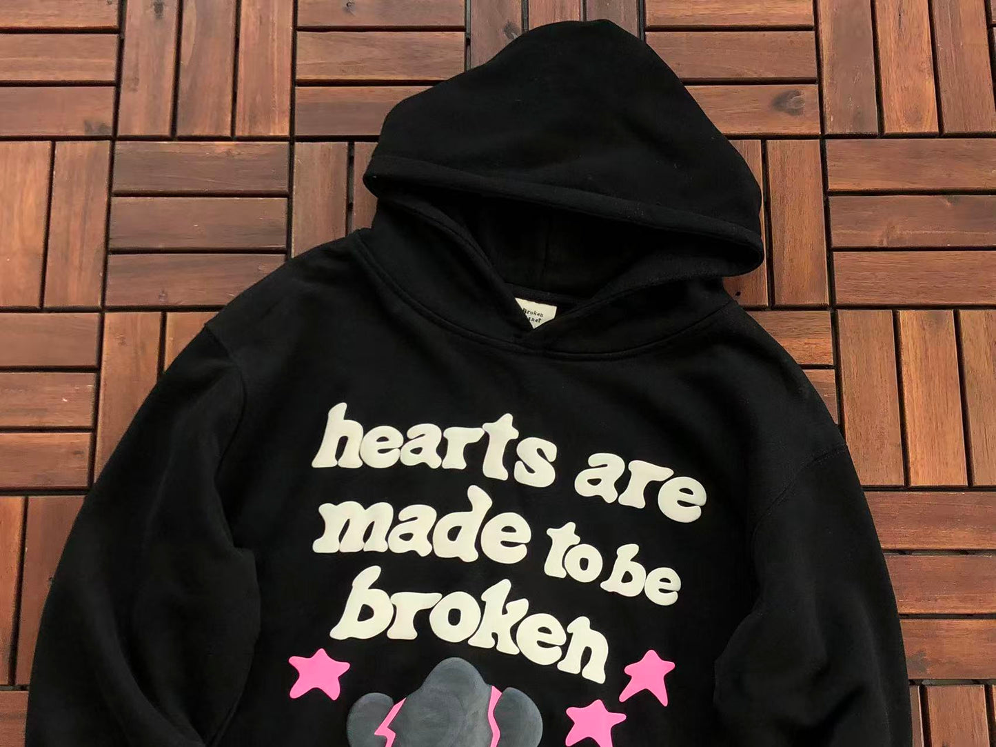 BROKEN PLANETS “HEARTS ARE MEANT TO BE BROKEN” HOODIE