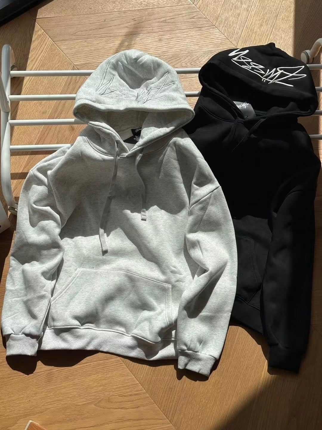 STUSSY EMBROIDERED HOODIE