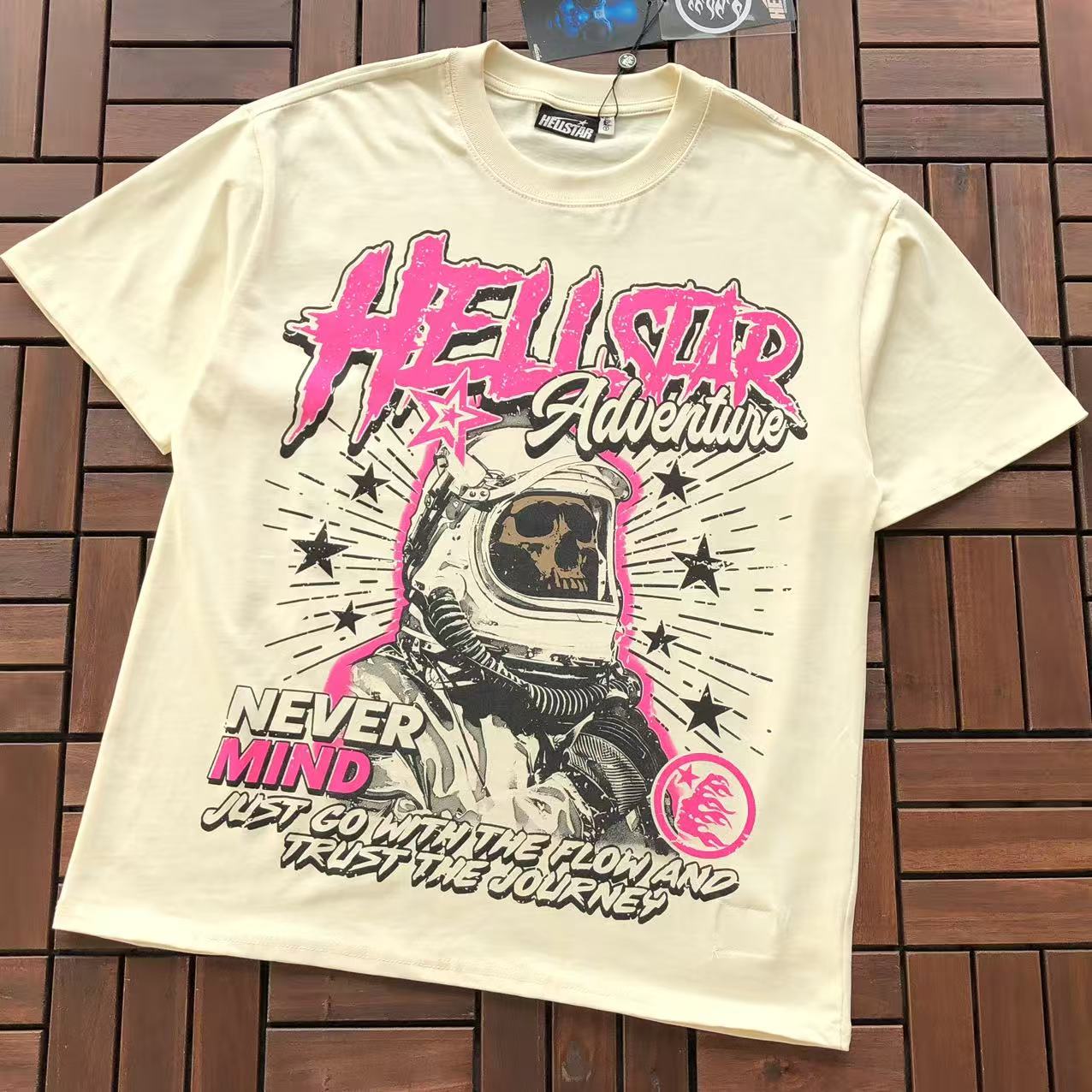 HELLSTAR ADVENTURE ASTRONAUT T-SHIRT