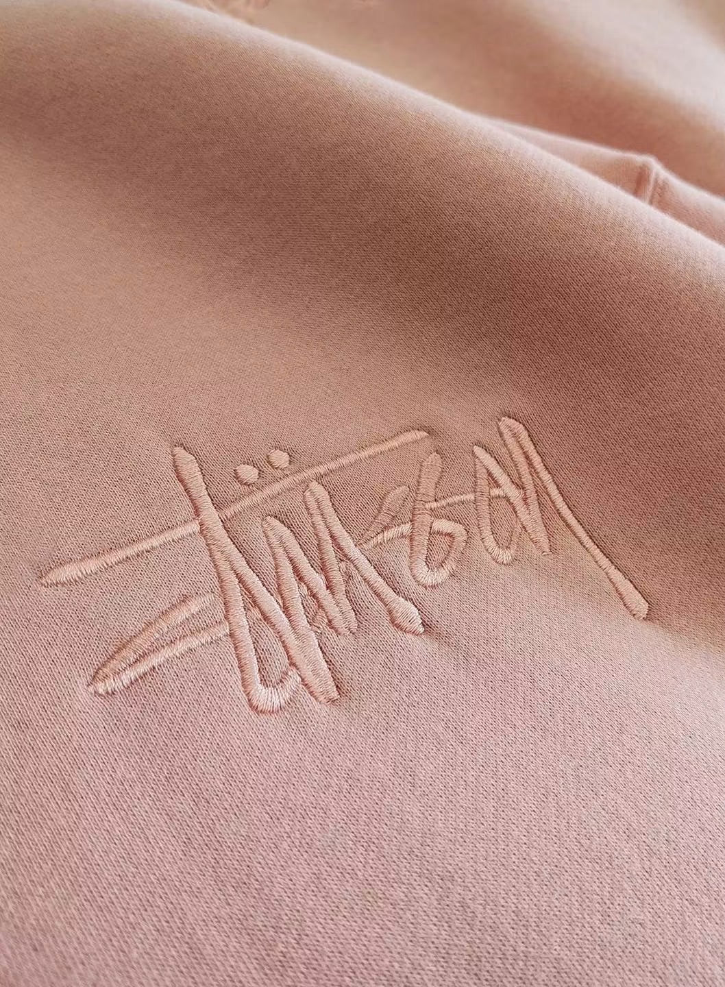 STUSSY EMBROIDERED PINK SWEATSHIRT
