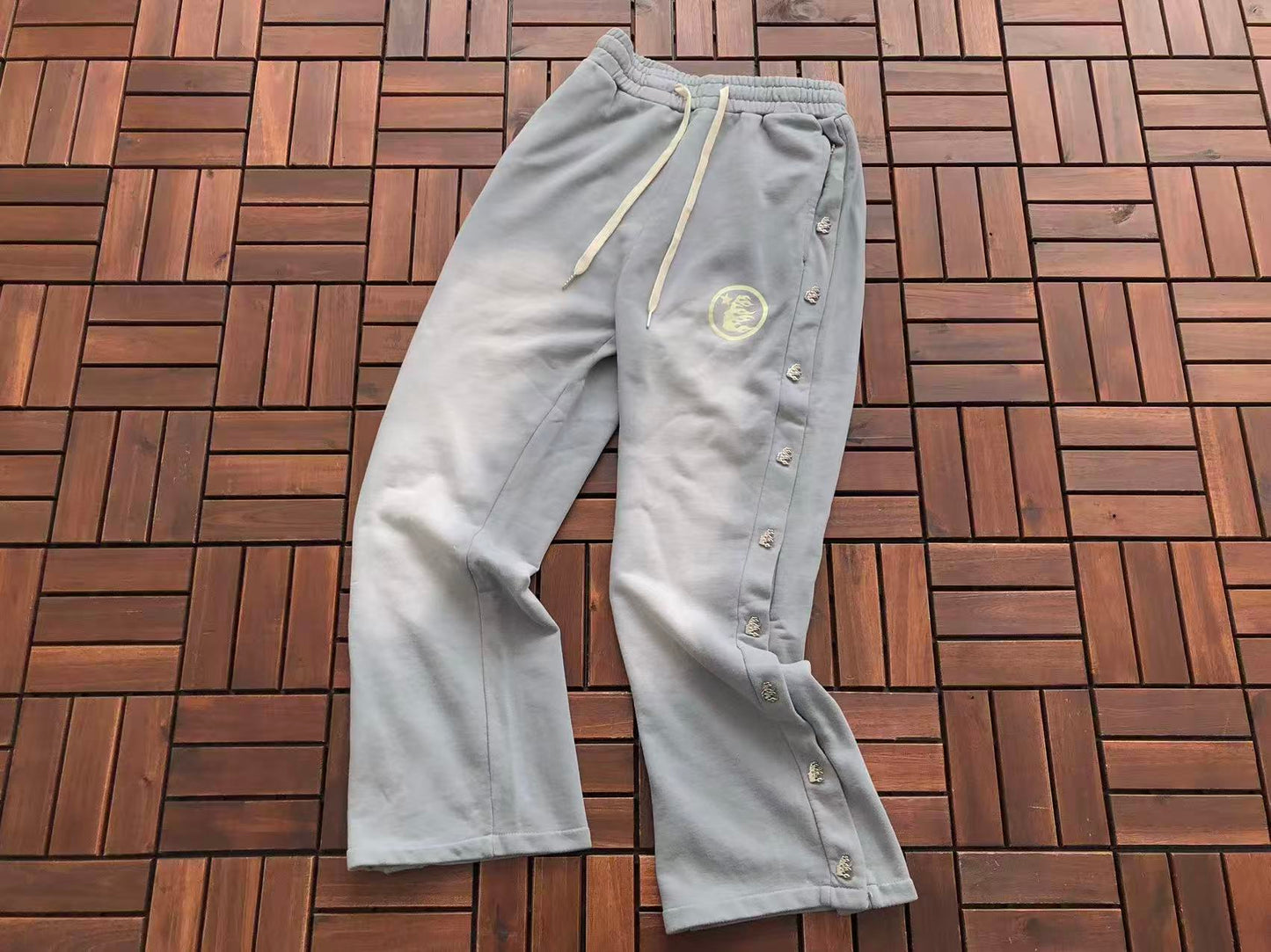 HELLSTAR SPORT LOGO PANTS