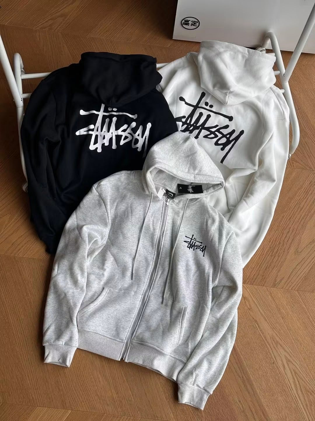 STUSSY BASIC ZIPPED HOODIE