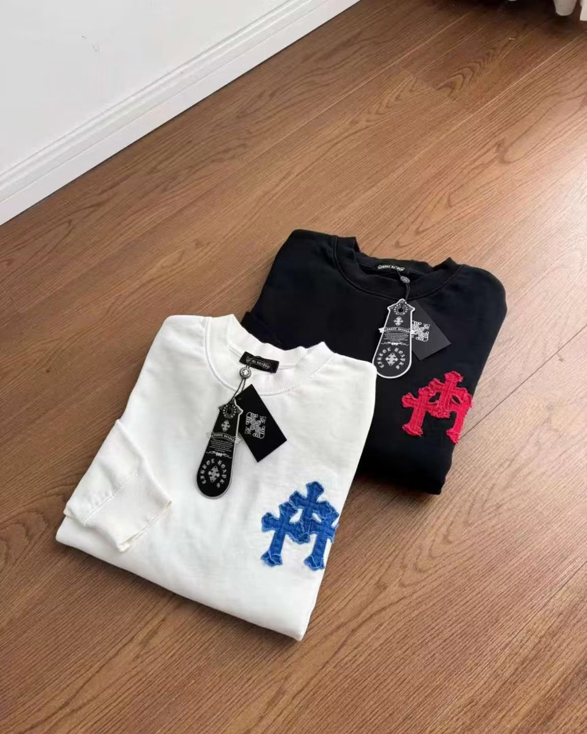 CHROME HEARTS CROSS PATCH SWEATSHIRT