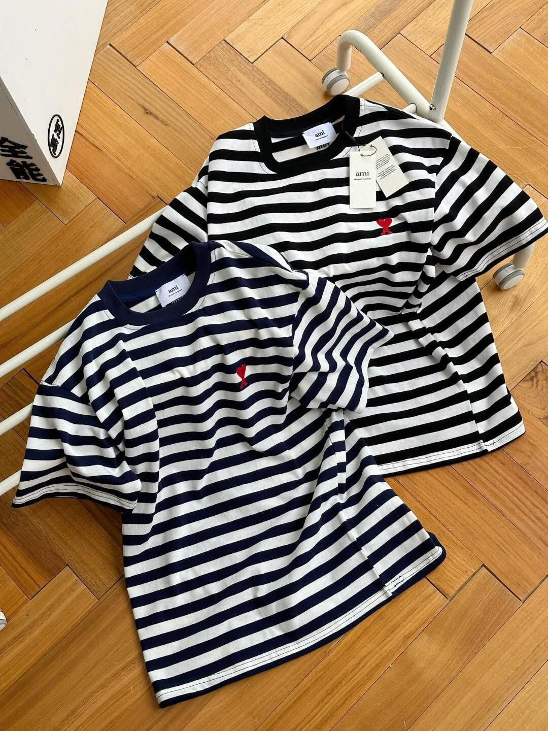 AMI STRIPED T-SHIRT