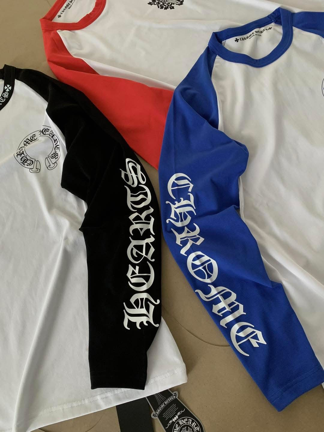 CHROME HEARTS GOTHIC RAGLAN LONGSLEEVE